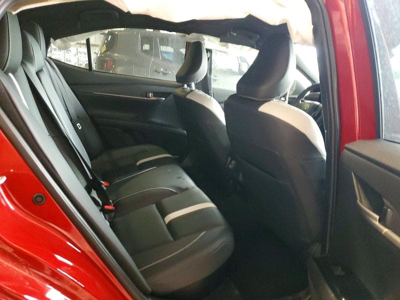 2025 TOYOTA CAMRY SE SE 10