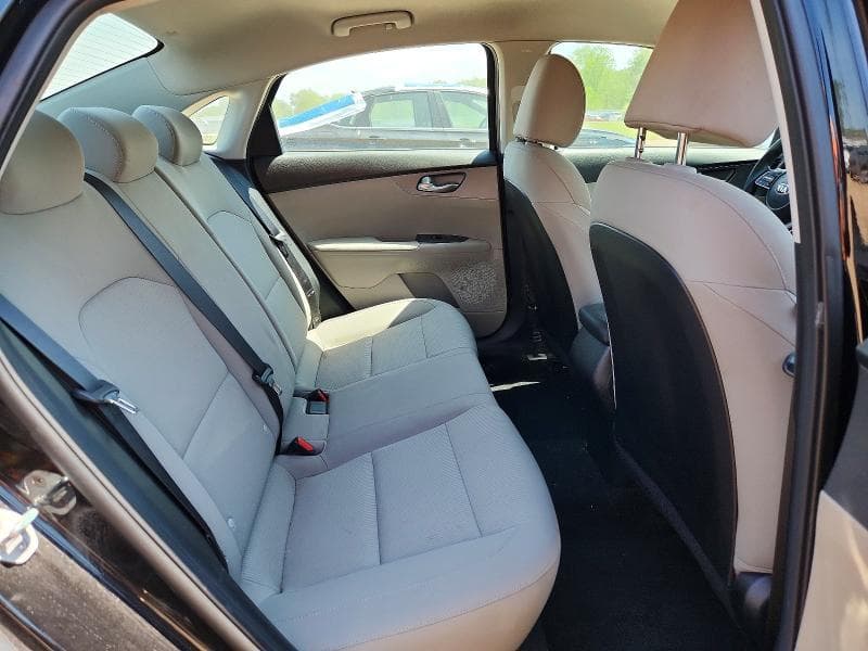 2019 KIA FORTE LXS 10