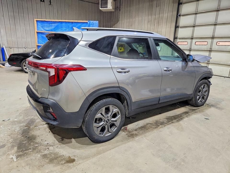 2024 KIA SELTOS S S 3