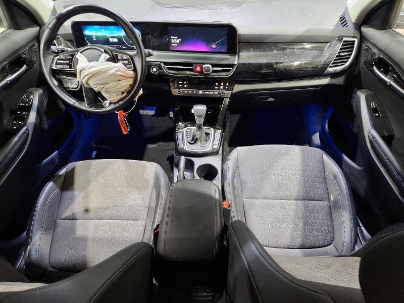 2024 KIA SELTOS S S 8