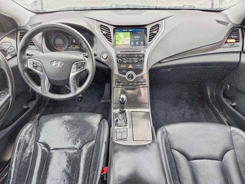 2017 HYUNDAI AZERA LIMITED LIMITED 8
