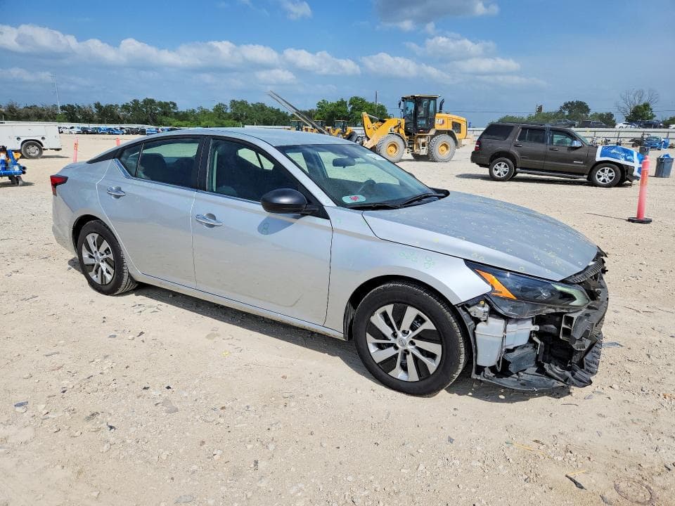 2024 NISSAN ALTIMA S S 4