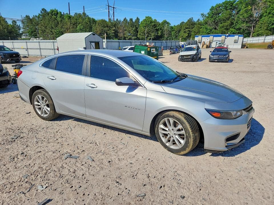2017 CHEVROLET MALIBU LT 4