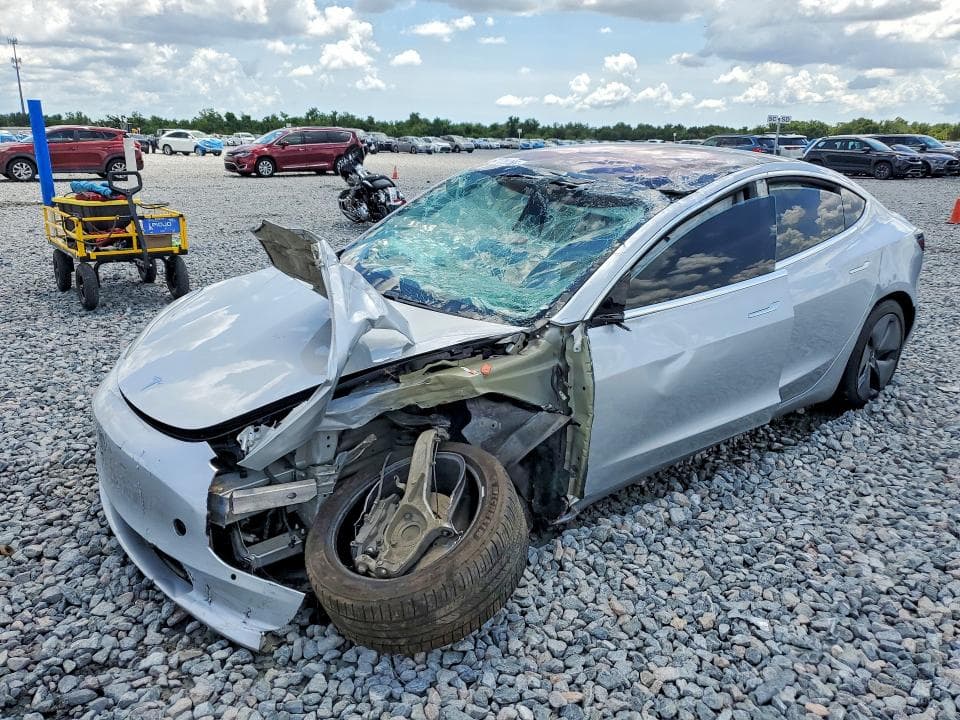 2018 TESLA MODEL 3 - 1
