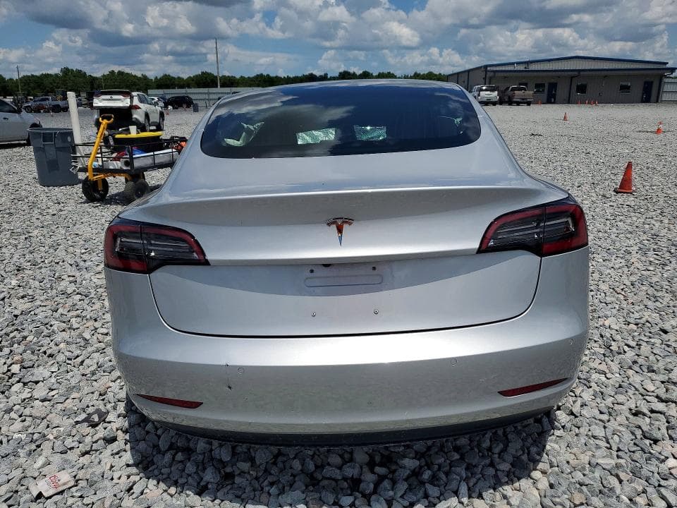 2018 TESLA MODEL 3 6