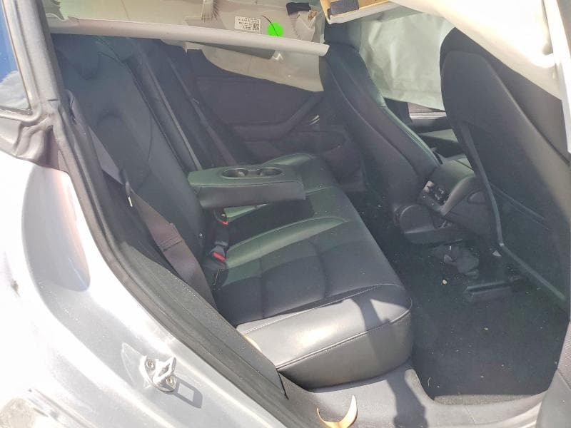 2018 TESLA MODEL 3 10