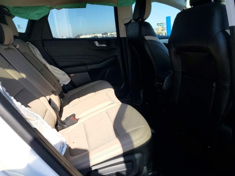 2022 FORD ESCAPE SEL SEL 10
