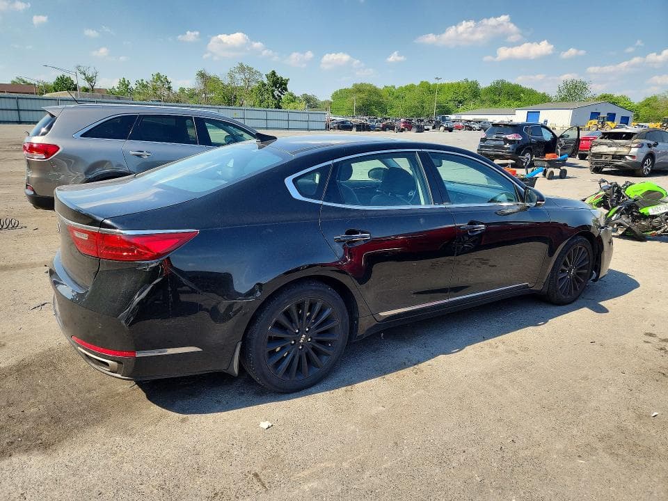 2018 KIA CADENZA PREMIUM 3