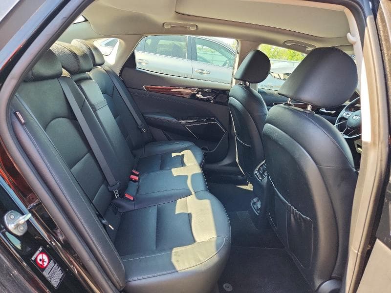 2018 KIA CADENZA PREMIUM 10