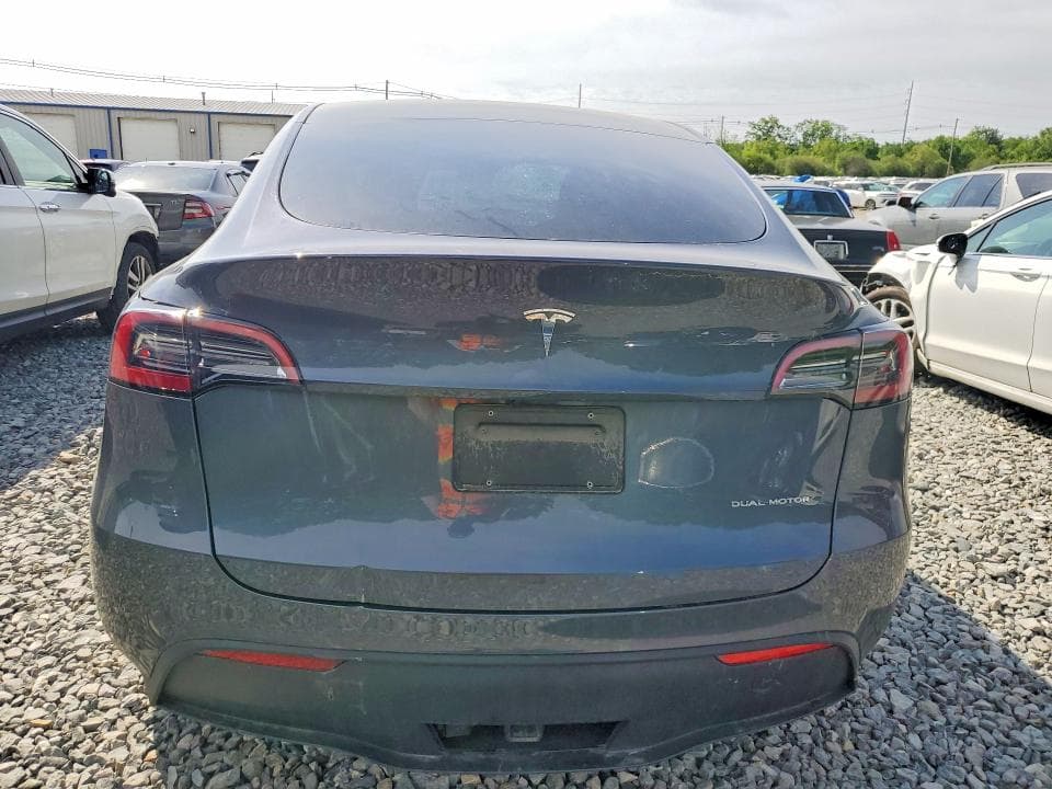 2023 TESLA MODEL Y 6