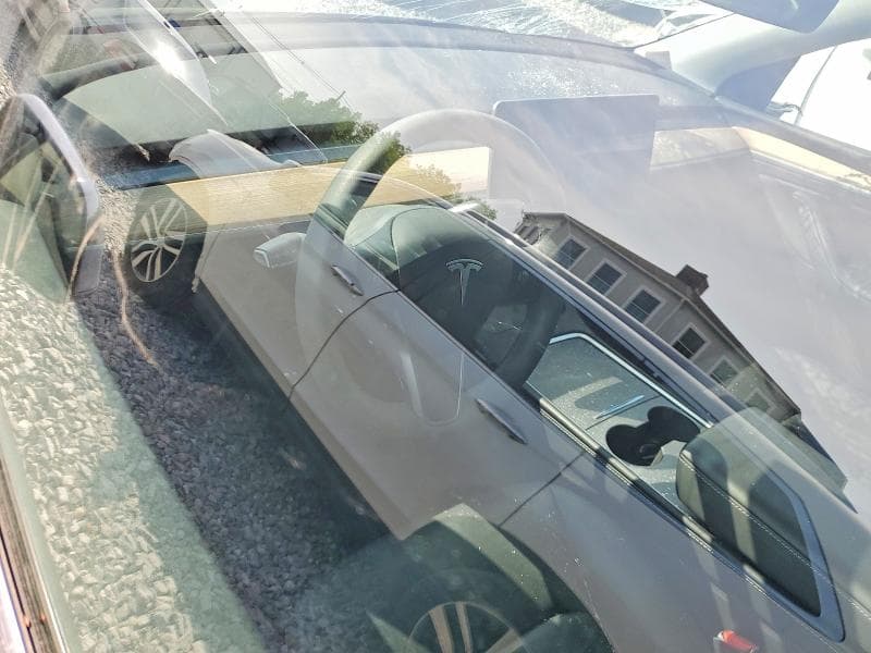 2023 TESLA MODEL Y 8