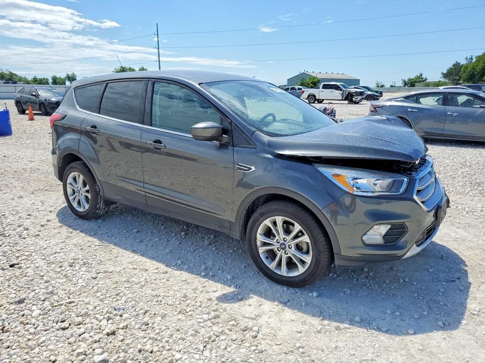 2019 FORD ESCAPE SE 5