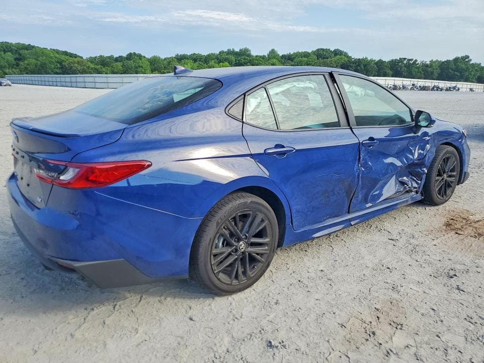 2026 TOYOTA CAMRY SE SE 3