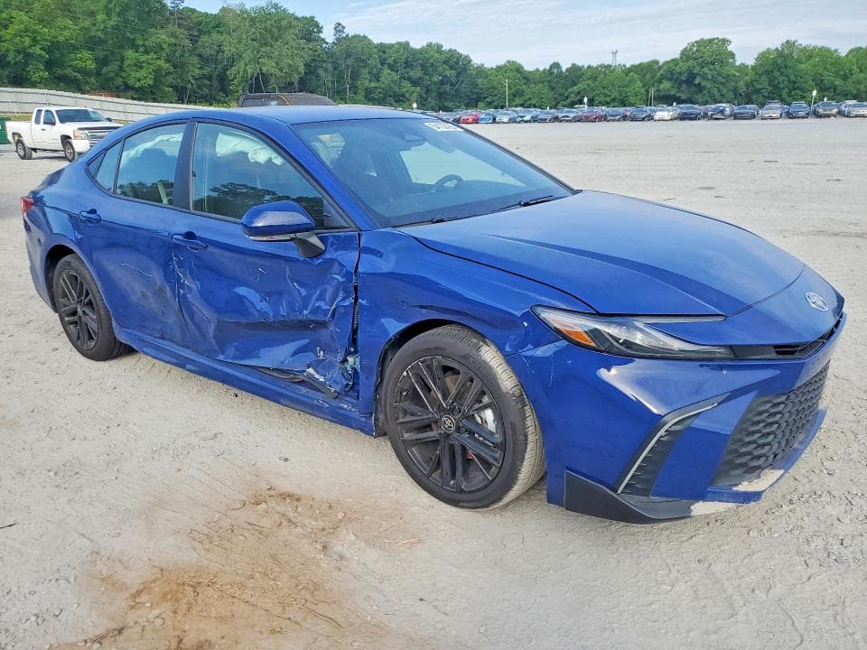 2026 TOYOTA CAMRY SE SE 4