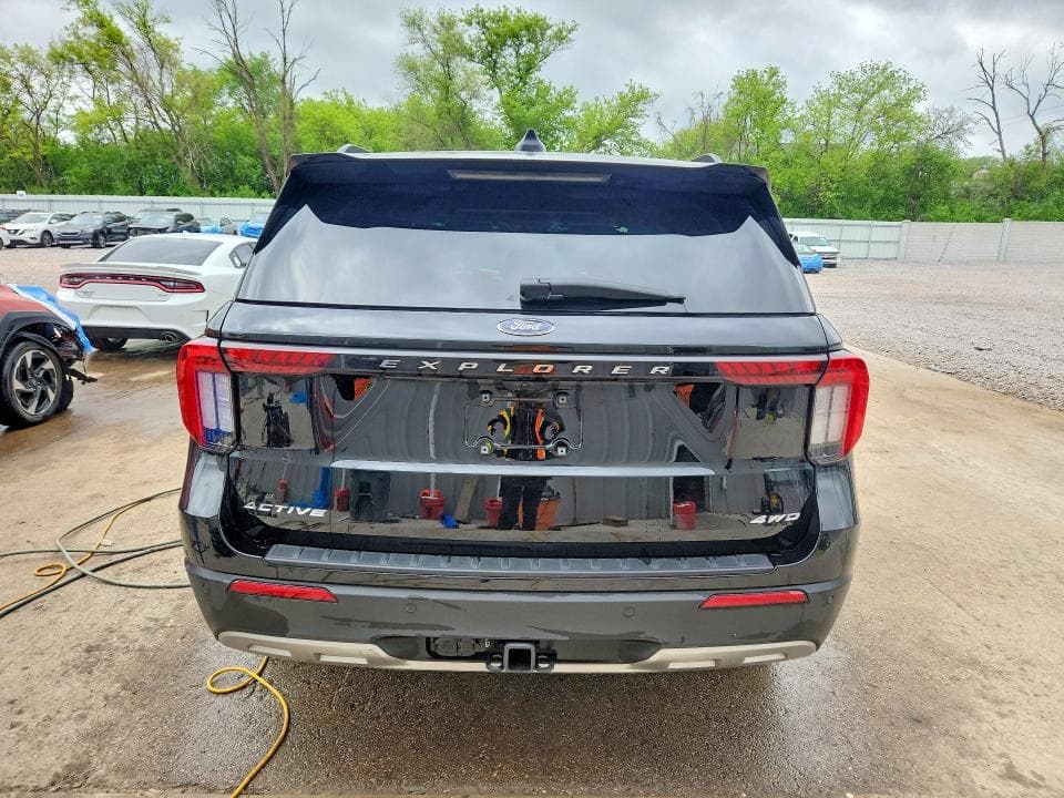 2025 FORD EXPLORER ACTIVE 6
