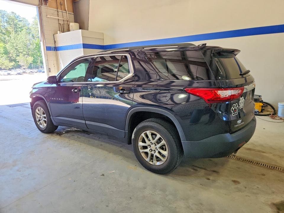 2020 CHEVROLET TRAVERSE LT 2