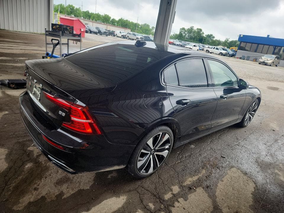 2022 VOLVO S60 B5 MOMENTUM B5 MOMENTUM 3