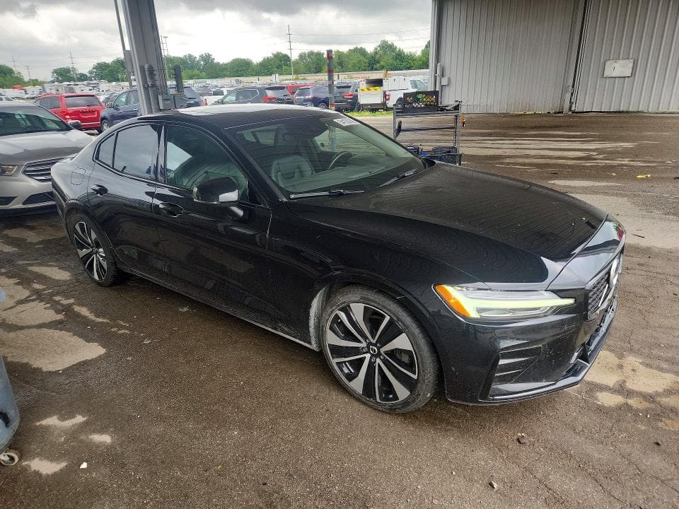 2022 VOLVO S60 B5 MOMENTUM B5 MOMENTUM 4
