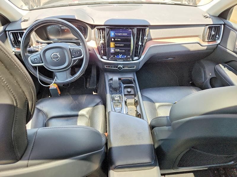 2022 VOLVO S60 B5 MOMENTUM B5 MOMENTUM 8