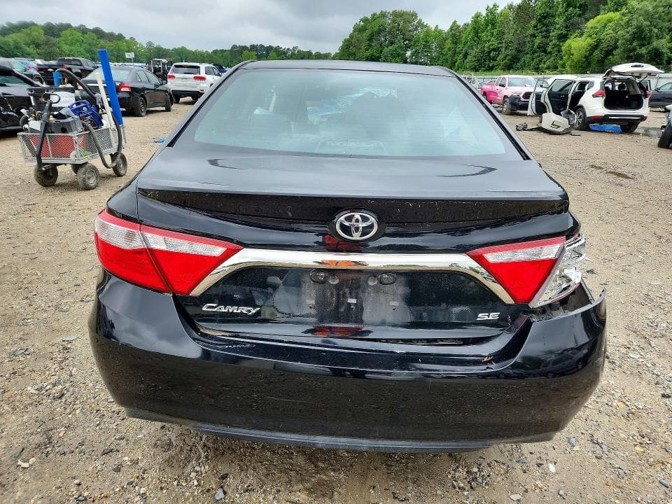 2017 TOYOTA CAMRY SE SE 6