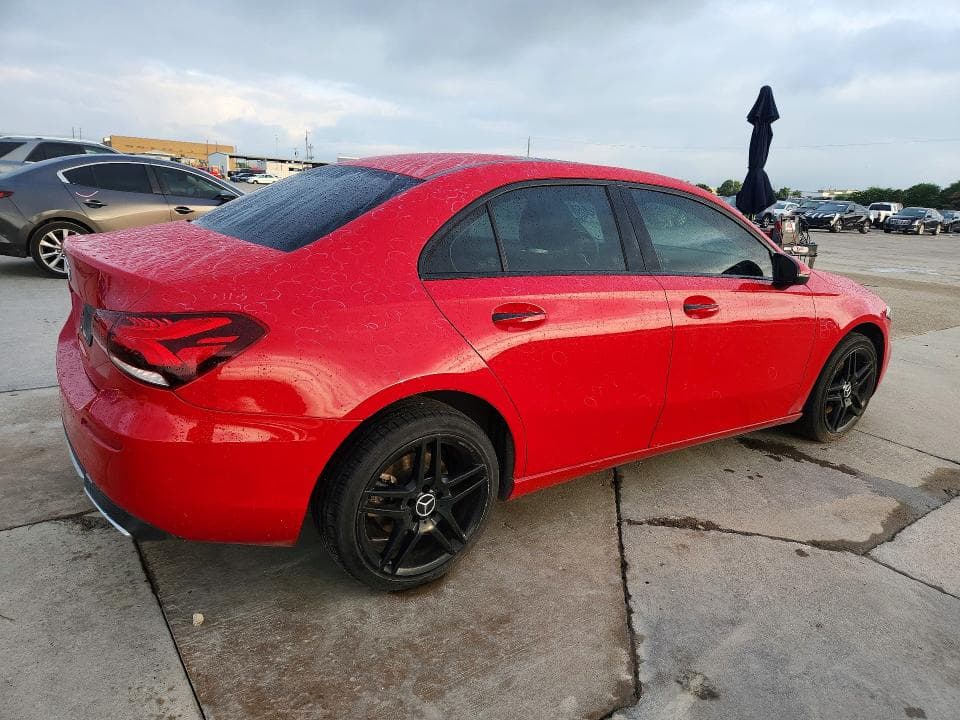 2019 MERCEDES-BENZ A 220 220 3
