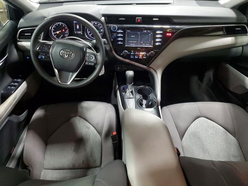 2020 TOYOTA CAMRY LE LE 8
