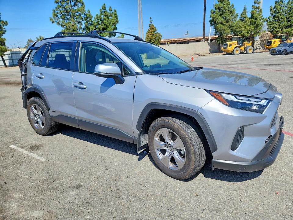 2025 TOYOTA RAV4 LE 4