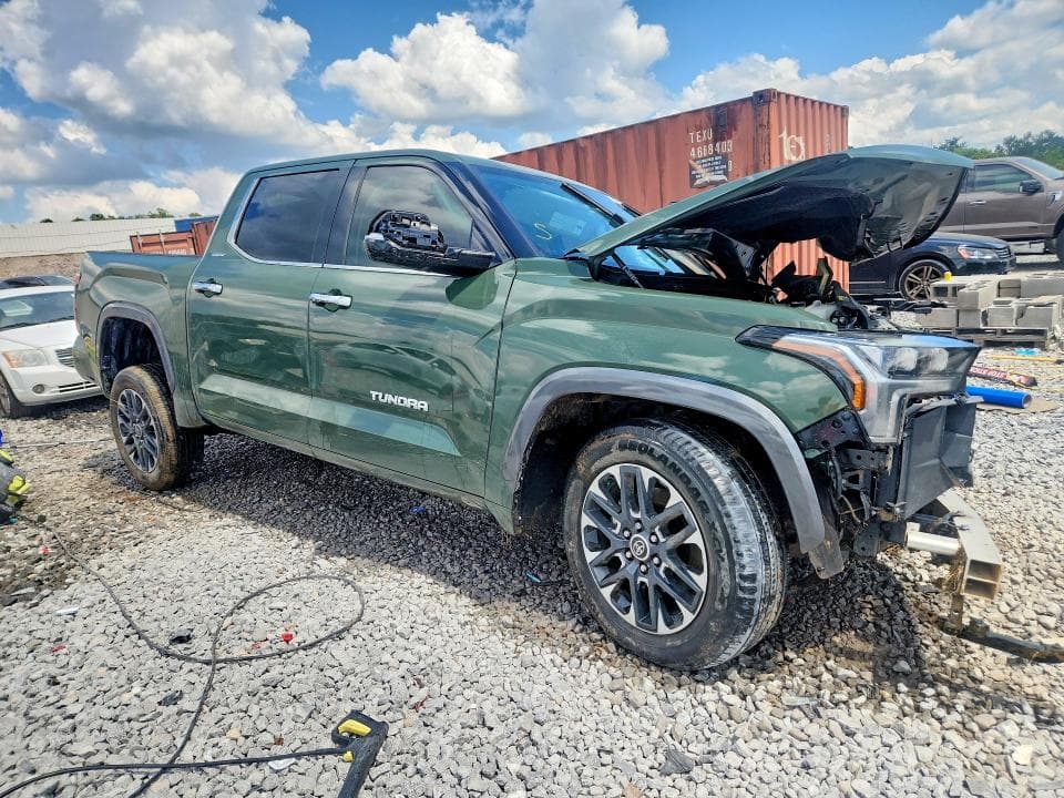 2022 TOYOTA TUNDRA CREWMAX LIMITED CREWMAX LIMITED 4