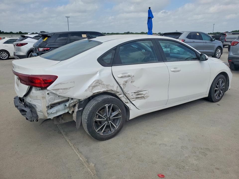 2023 KIA FORTE LXS 3