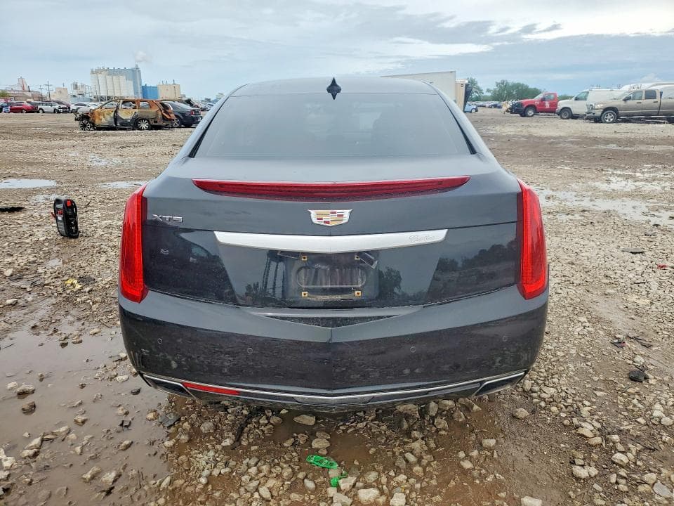 2016 CADILLAC XTS LUXURY COLLECTION 6