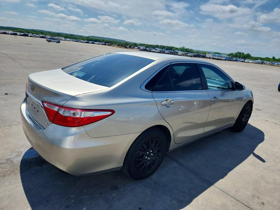 2017 TOYOTA CAMRY LE LE 3