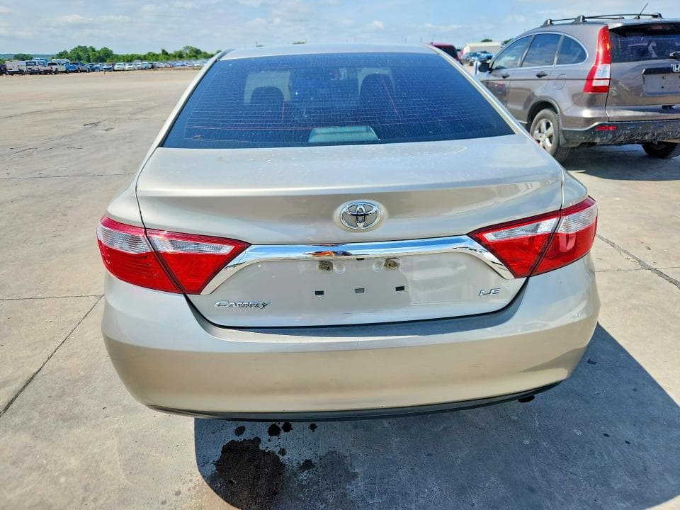 2017 TOYOTA CAMRY LE LE 6