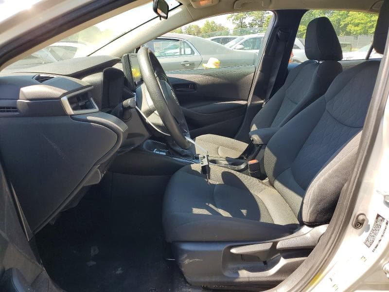 2022 TOYOTA COROLLA LE LE 7