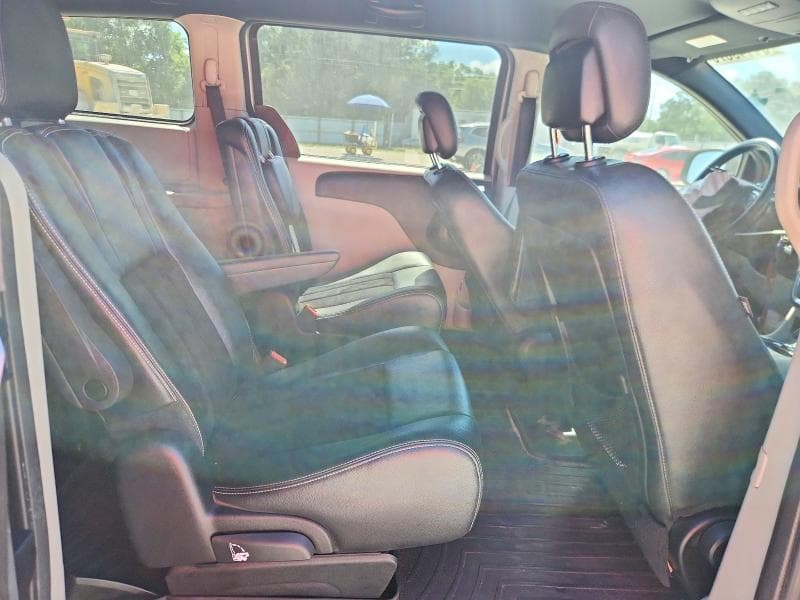 2017 DODGE GRAND CARAVAN SXT 11