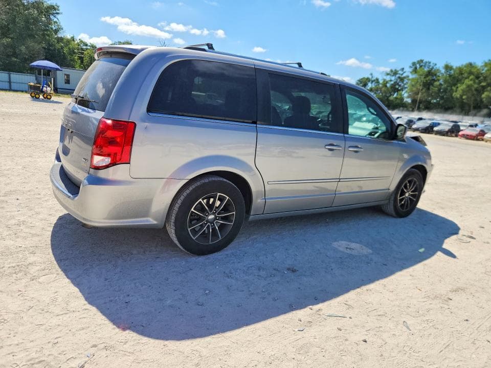2017 DODGE GRAND CARAVAN SXT 3