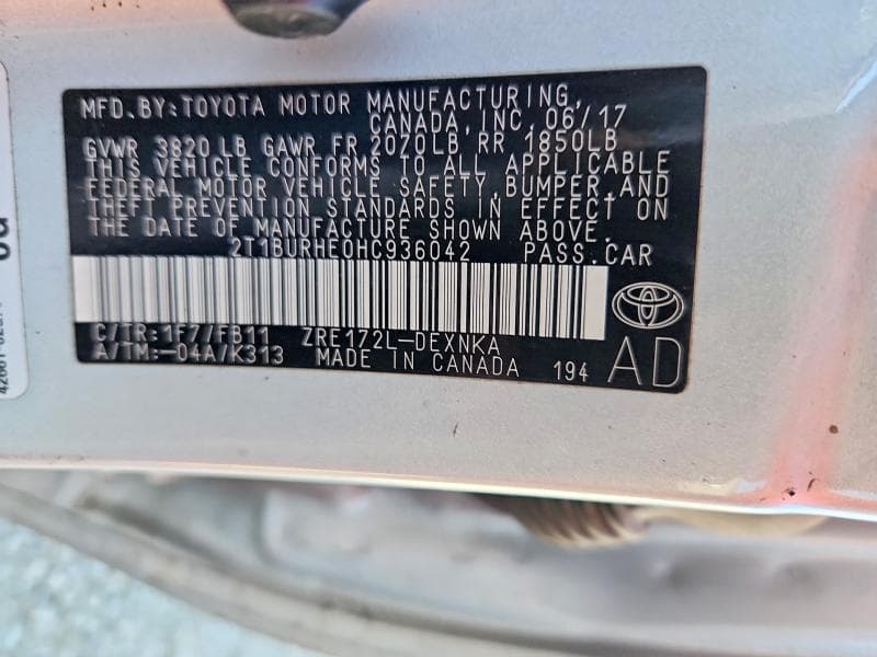 2017 TOYOTA COROLLA LE LE 12