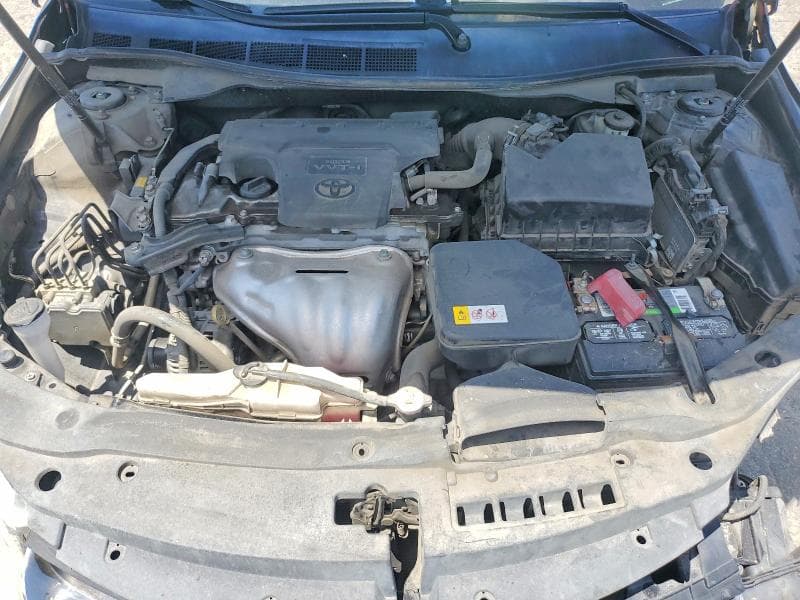 2017 TOYOTA CAMRY SE 11