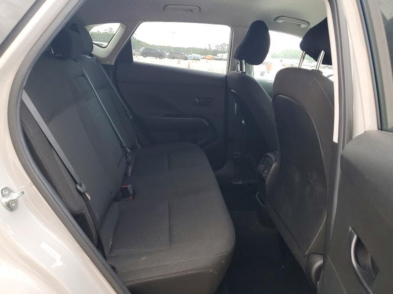 2024 HYUNDAI KONA SEL 11