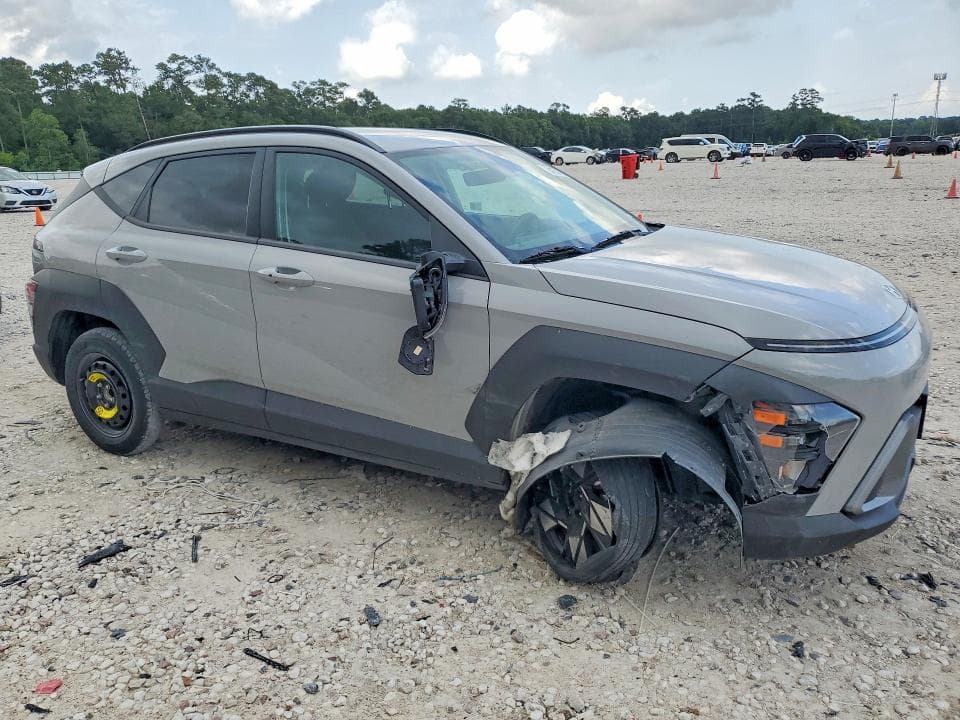 2024 HYUNDAI KONA SEL 4