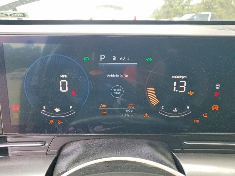 2024 HYUNDAI KONA SEL 9