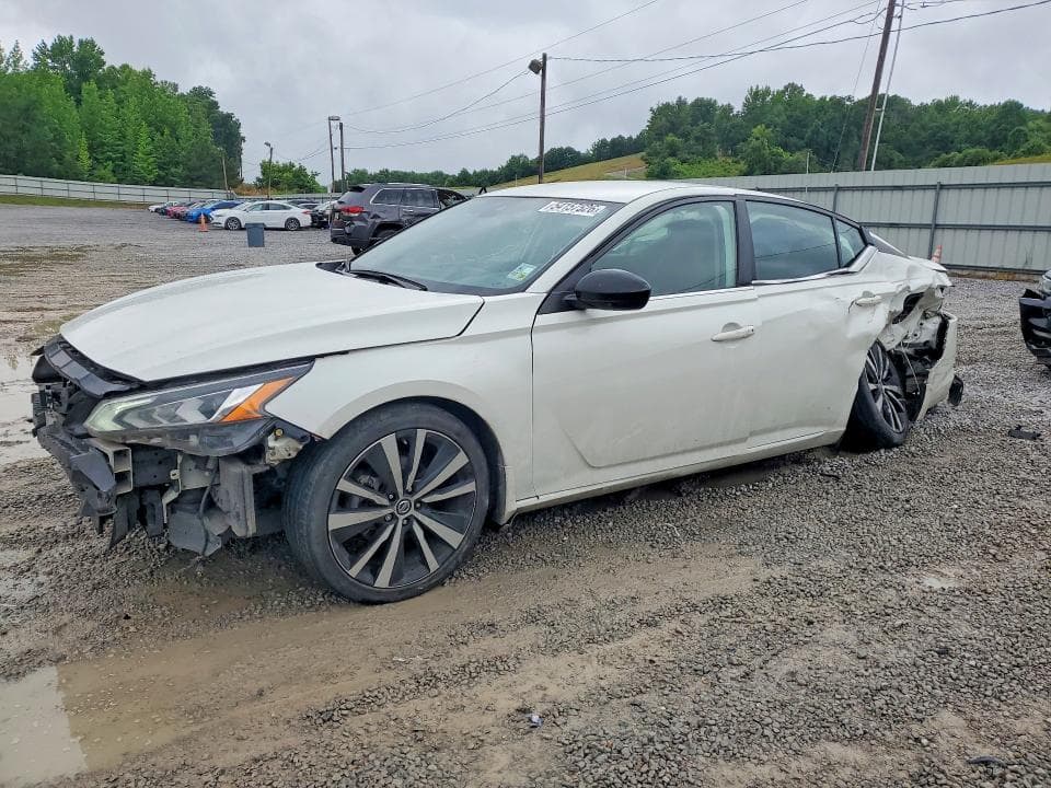 2022 NISSAN ALTIMA SR - 1