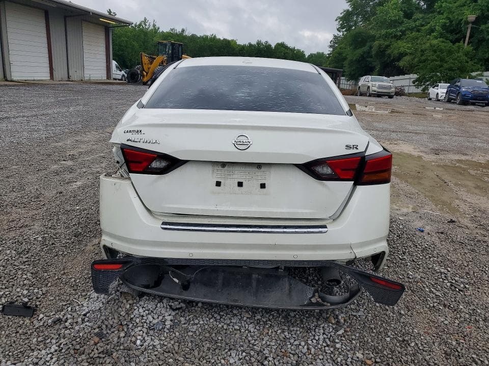 2022 NISSAN ALTIMA SR 6