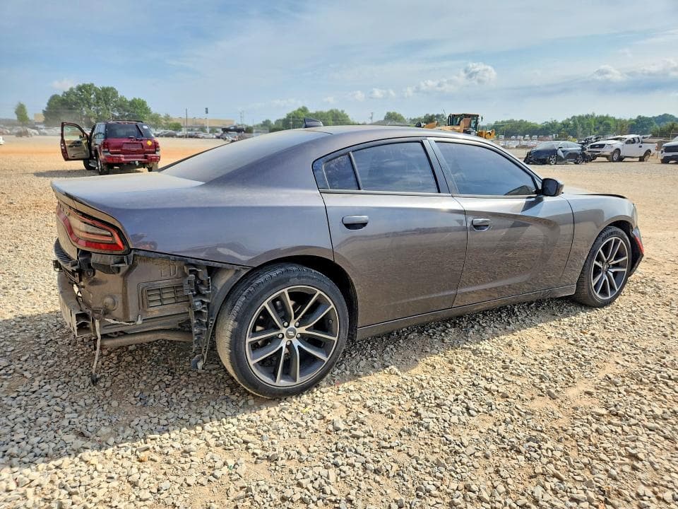 2017 DODGE CHARGER SXT 3
