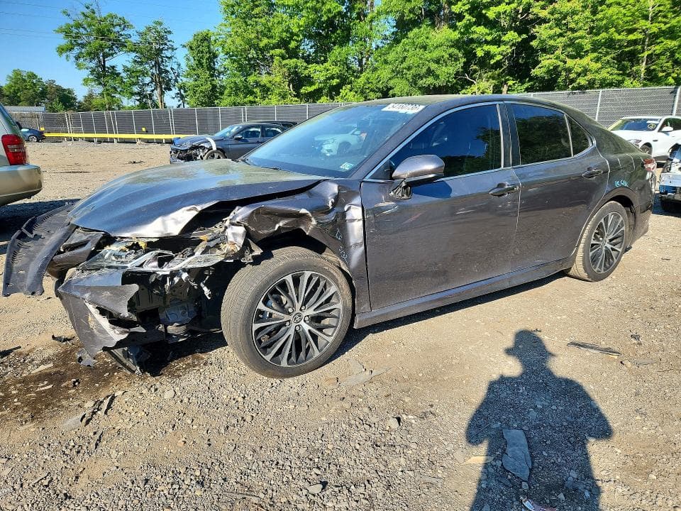 2020 TOYOTA CAMRY SE SE - 1