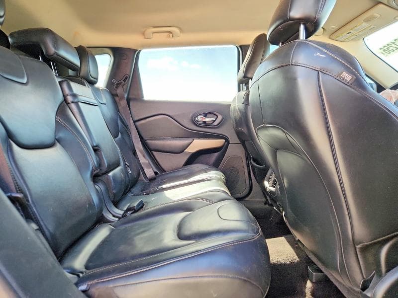2018 JEEP CHEROKEE LIMITED 10