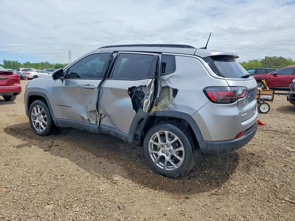 2022 JEEP COMPASS LATITUDE LUX 2