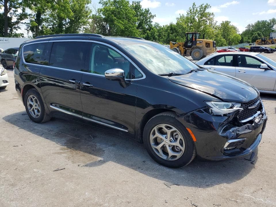 2022 CHRYSLER PACIFICA LIMITED 4