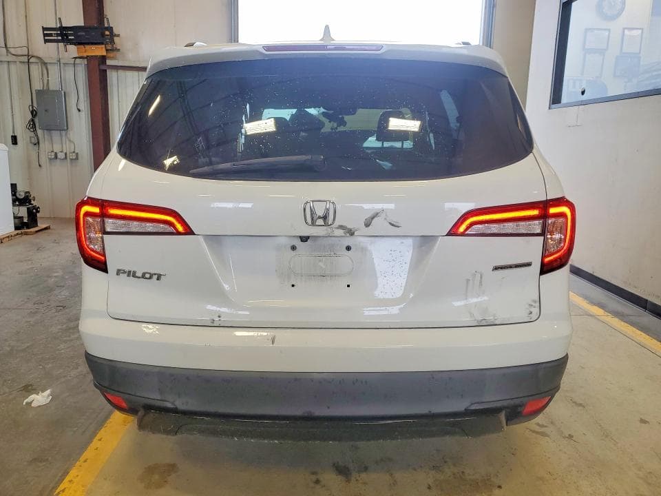 2022 HONDA PILOT SE 6