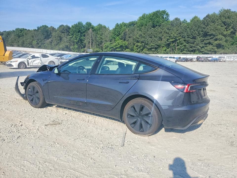 2025 TESLA MODEL 3 2