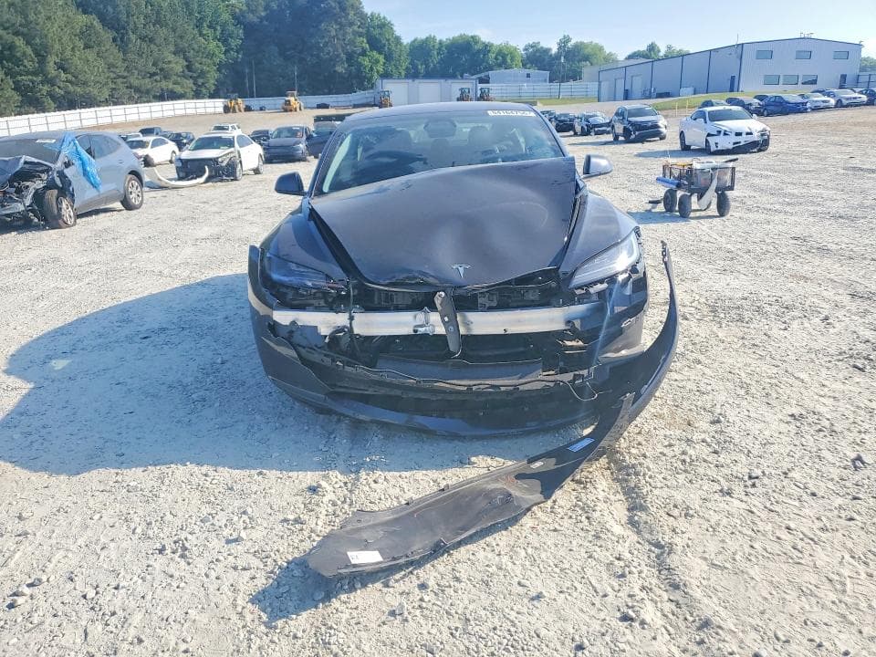 2025 TESLA MODEL 3 5